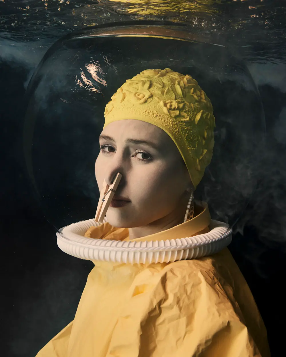 LA FILLE AU COQUILLAGE