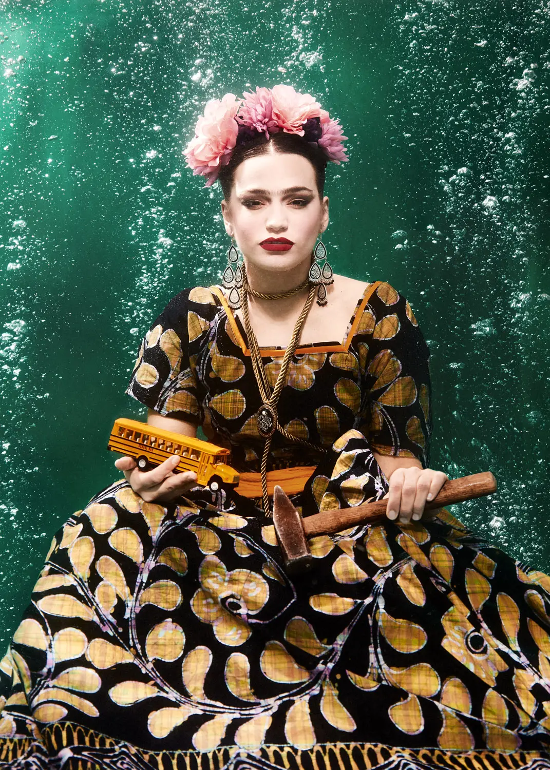 FRIDA, LE BUS & LE MARTEAU