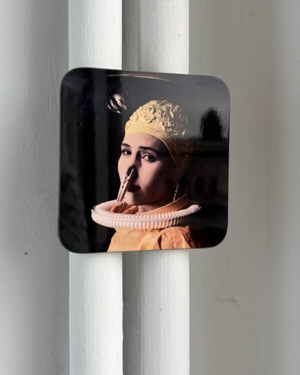 SOUS-VERRES MAGNET DE LA FILLE AU COQUILLAGE